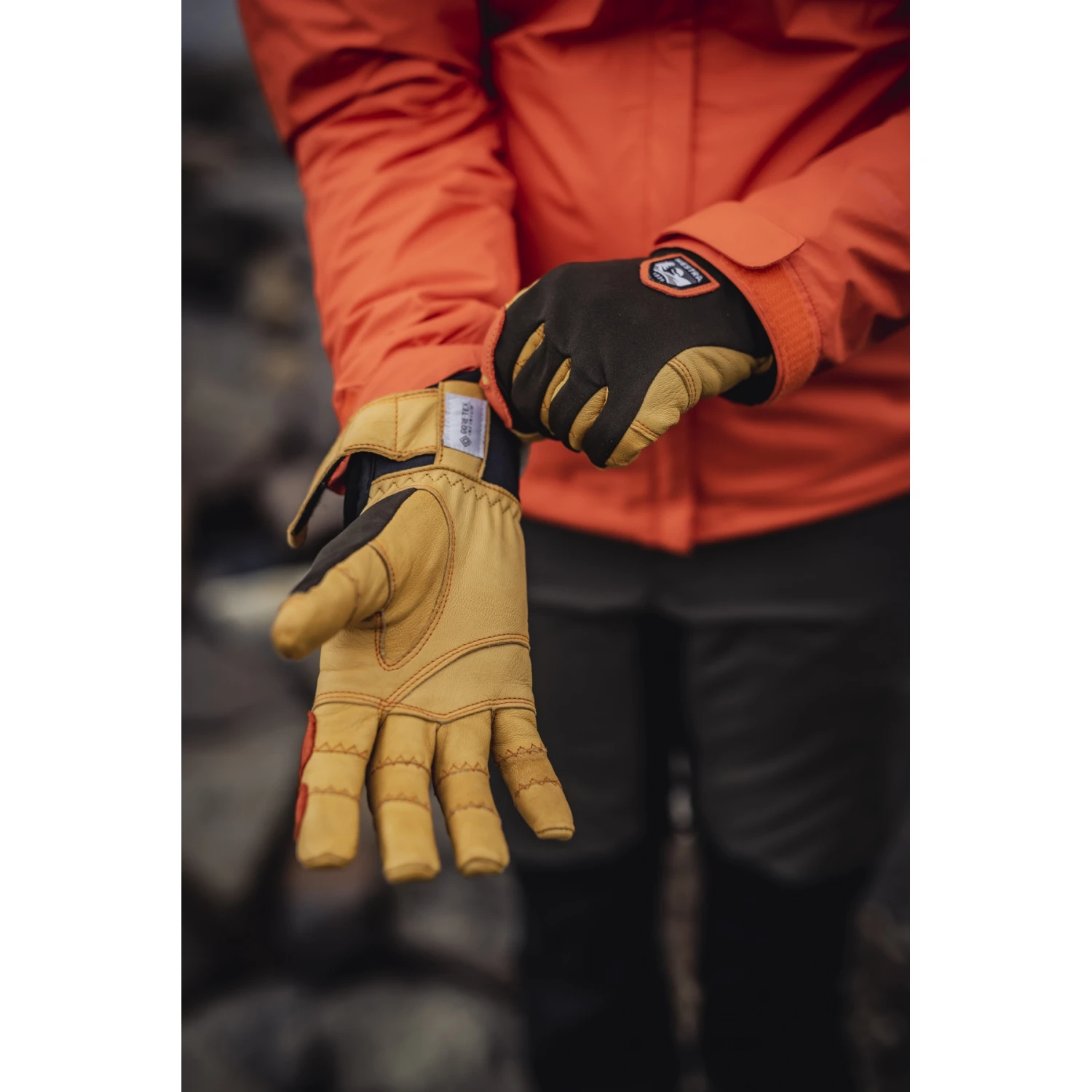 Hestra Guanti Outdoor A 5 Dita - Ergo Grip Active - Orange/offwhite 11 Hestra Guanti Outdoor A 5 Dita - Ergo Grip Active - Orange/offwhite - immagine 9