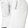 Hestra Heli Ski Liner Guanti 3 Dita, Bianco 2 Hestra Heli Ski Liner Guanti 3 Dita, Bianco -Negozio Hestra hestra heli ski liner 3 finger gloves offwhite 1