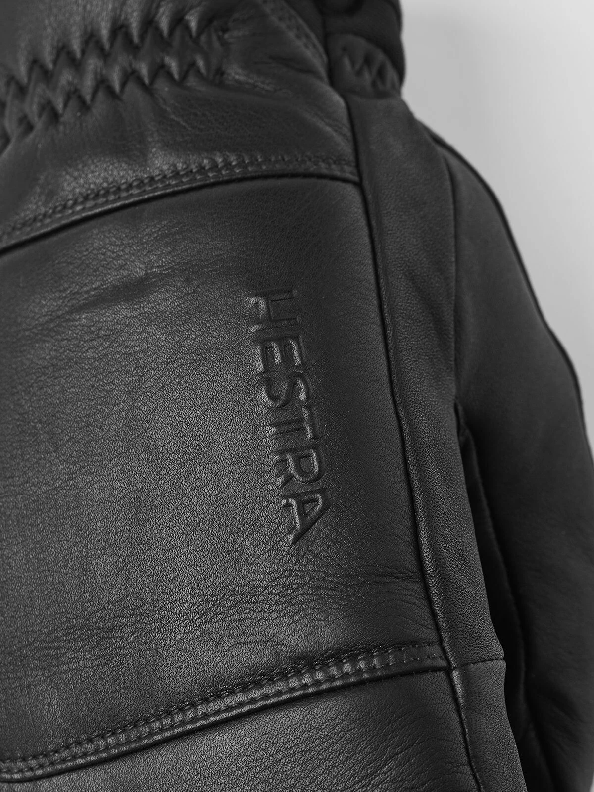 Hestra Omni Muffole, Nero 4 Hestra Omni Muffole, Nero - immagine 2