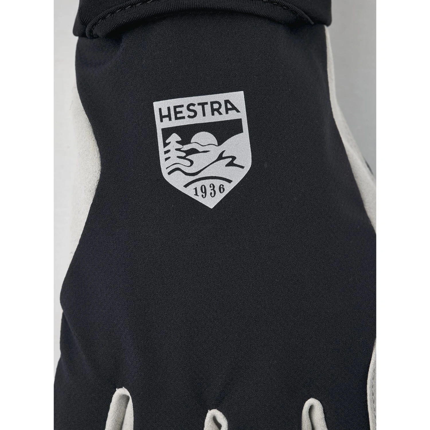 Hestra Tactility Pull Over - 5 Finger Guanti - Black/light Grey 8 Hestra Tactility Pull Over - 5 Finger Guanti - Black/light Grey - immagine 6