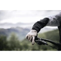 Hestra Guanti Da Ciclismo A 5 Dita - Windstopper Tracker - Beige/nero -Negozio Hestra hestra windstopper tracker 5 finger bike gloves black black 8 1552682 1